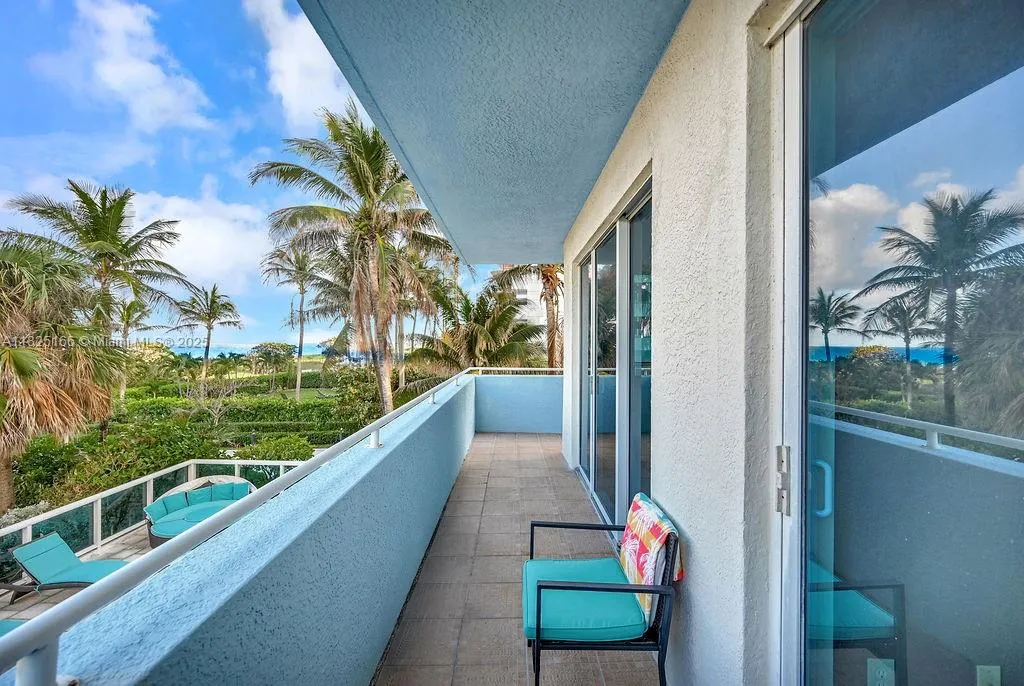 9201 Collins Ave, #225