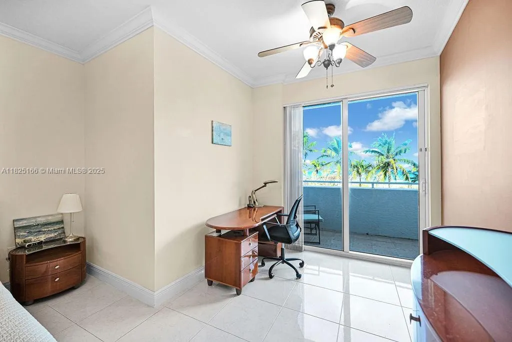 9201 Collins Ave, #225