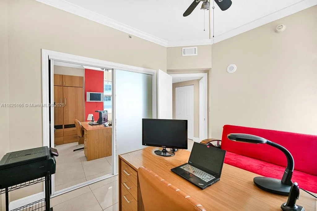 9201 Collins Ave, #225
