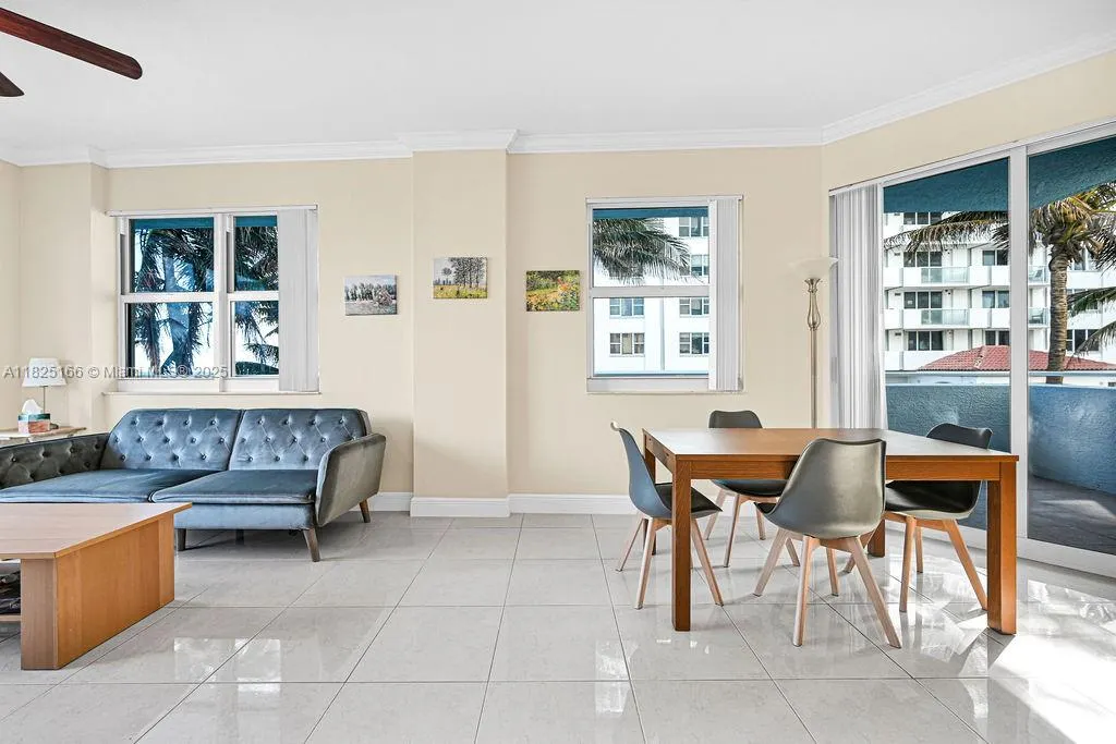9201 Collins Ave, #225
