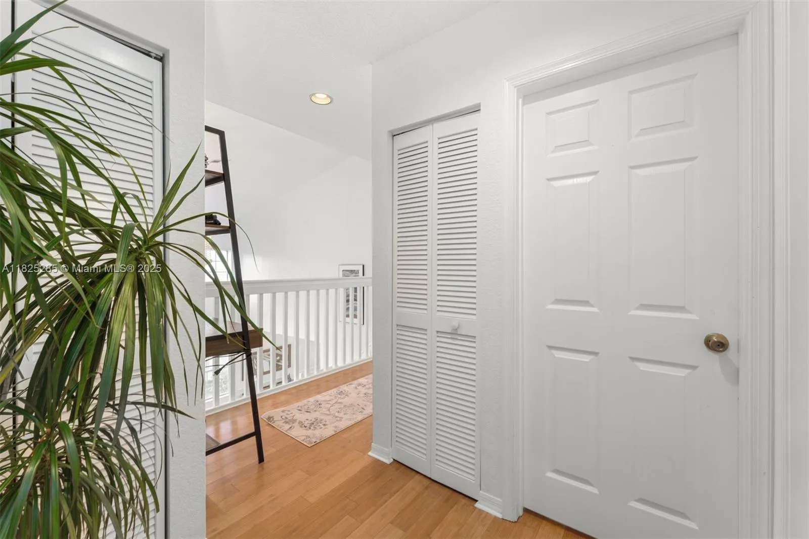 380 Cambridge Dr, #0