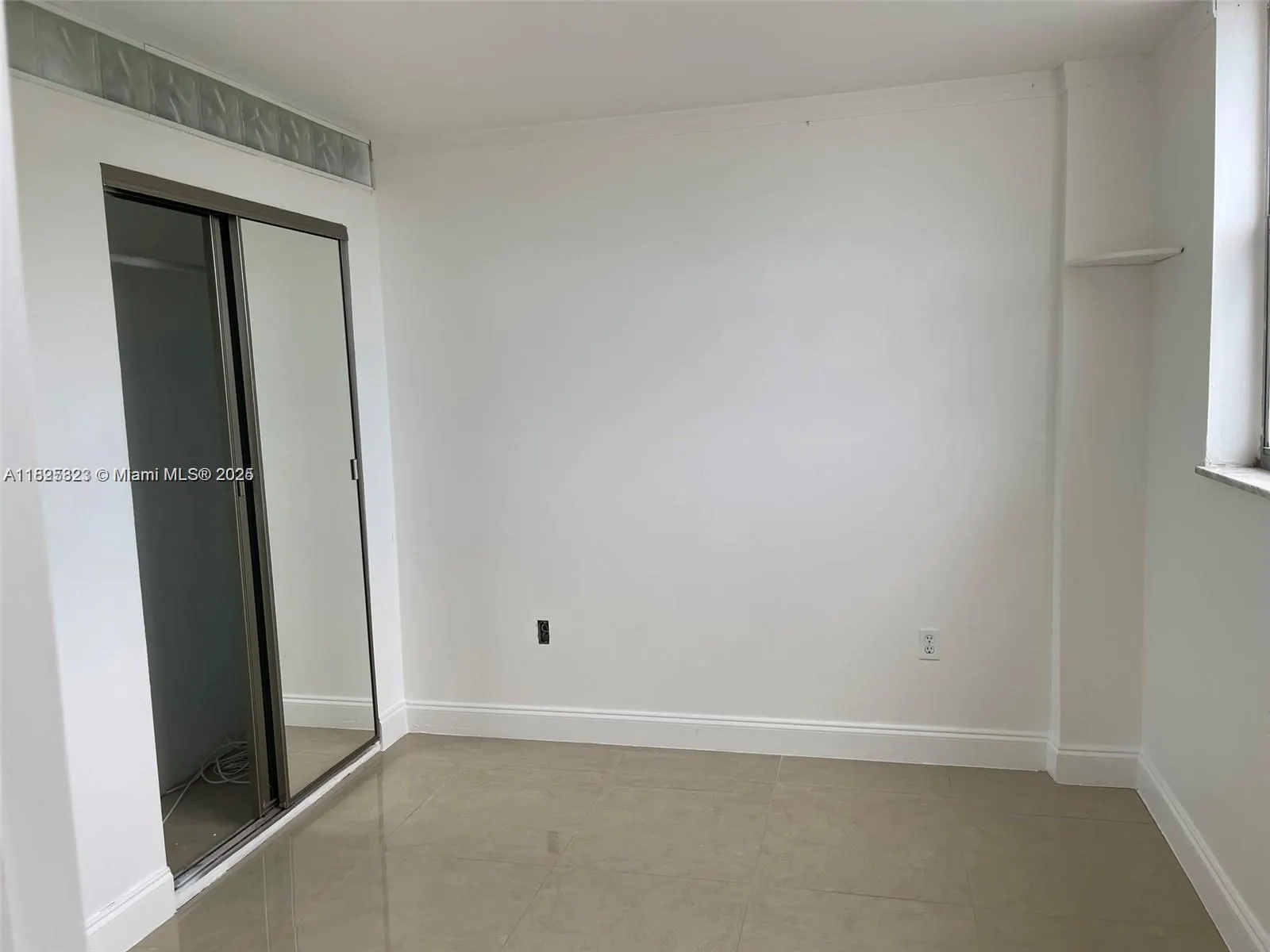 16465 NE 22nd Ave, #417