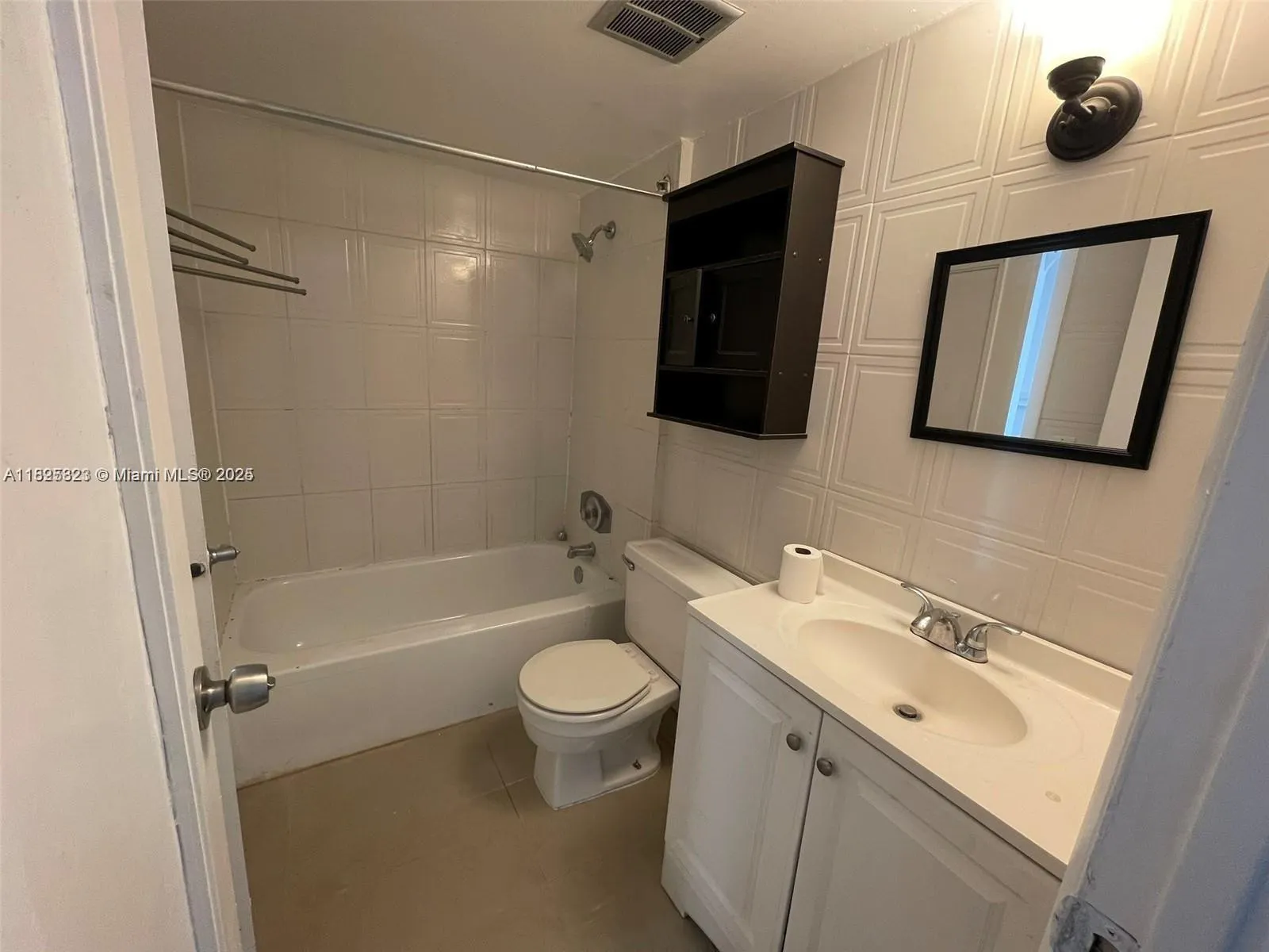 16465 NE 22nd Ave, #417