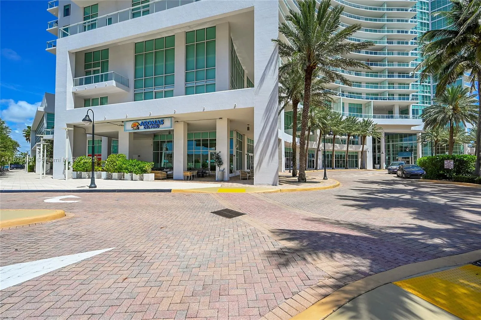 1 N Ocean Blvd, #1211
