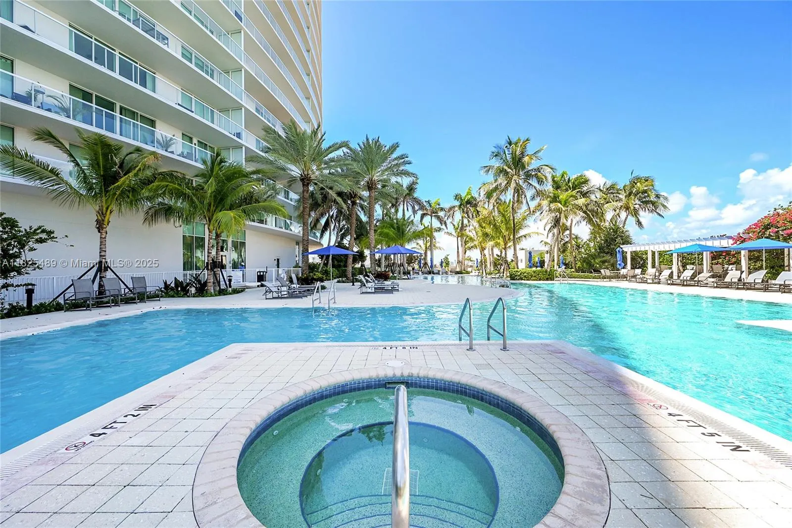 1 N Ocean Blvd, #1211