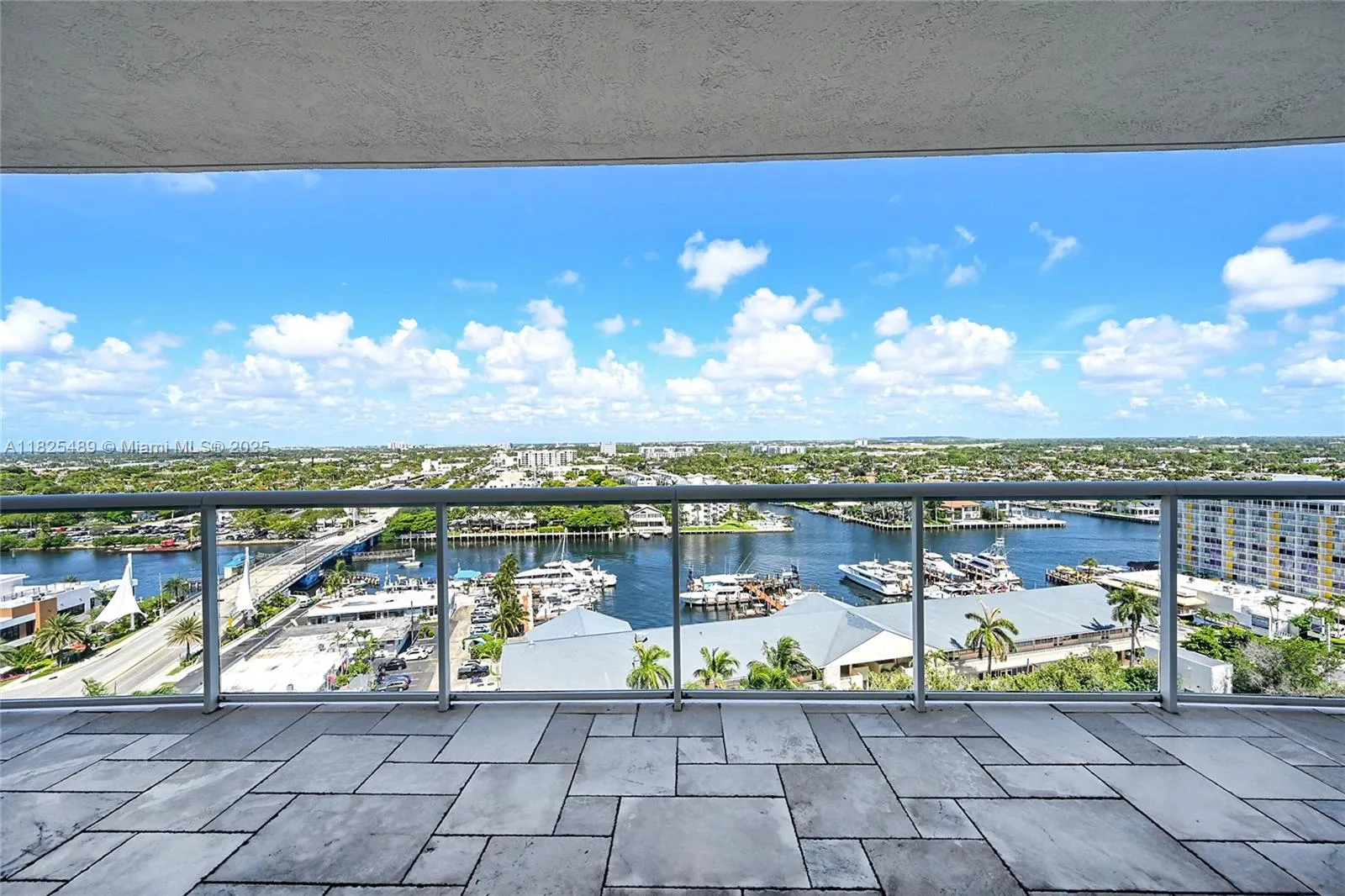 1 N Ocean Blvd, #1211