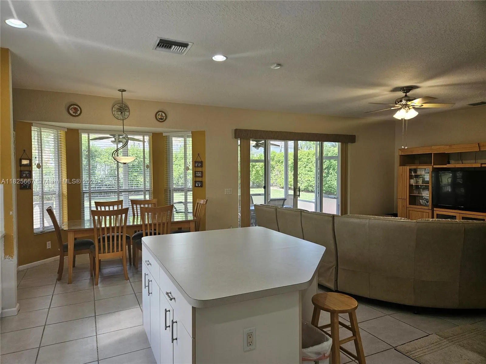 21300 Waycross Dr