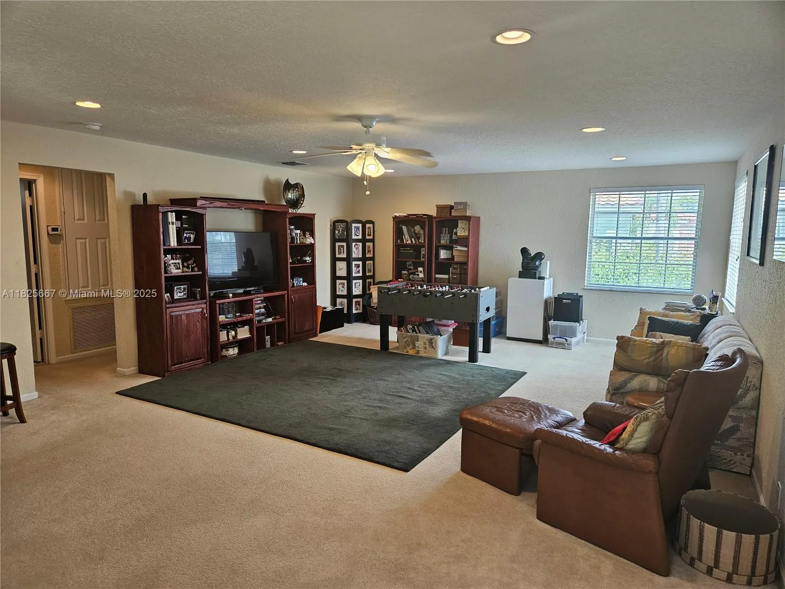 21300 Waycross Dr