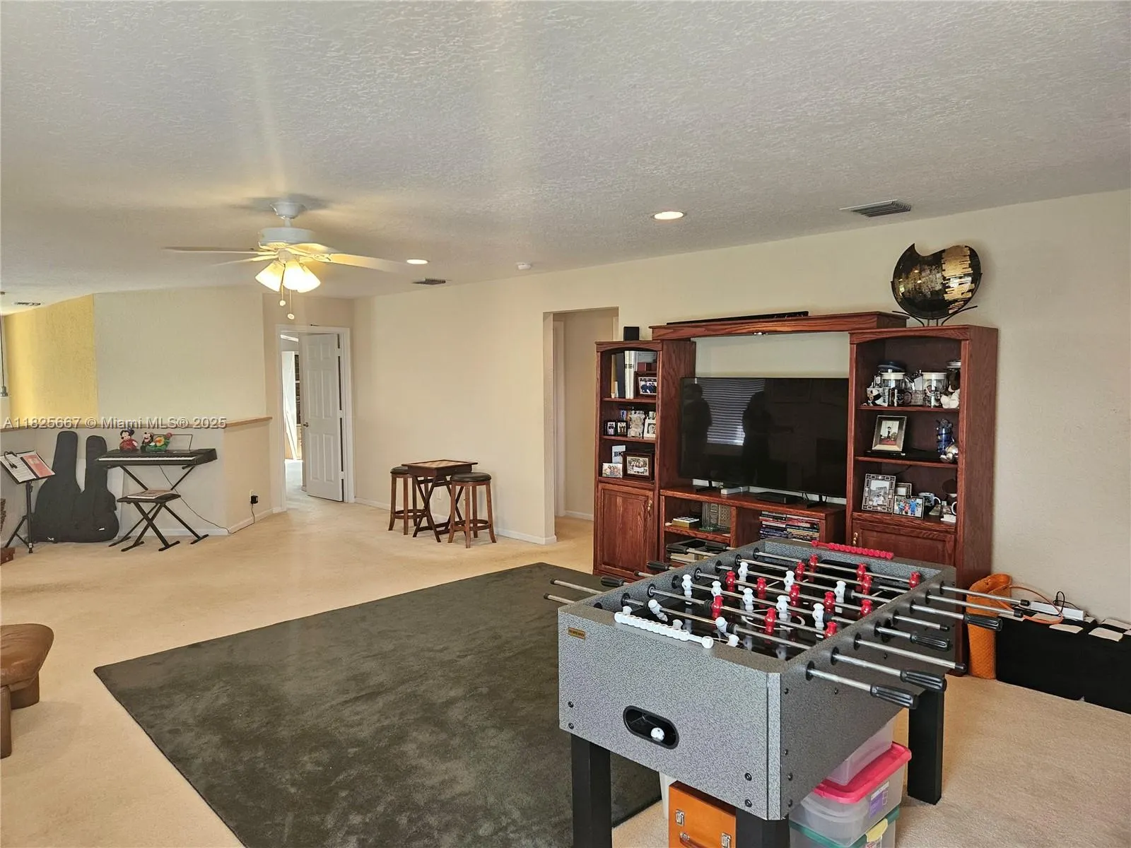21300 Waycross Dr