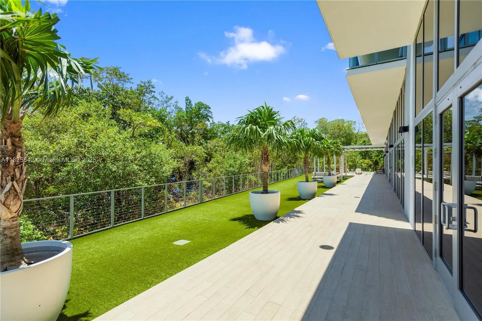 16385 Biscayne Blvd, #1918