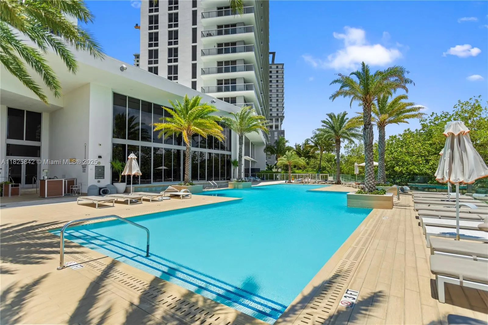 16385 Biscayne Blvd, #1918