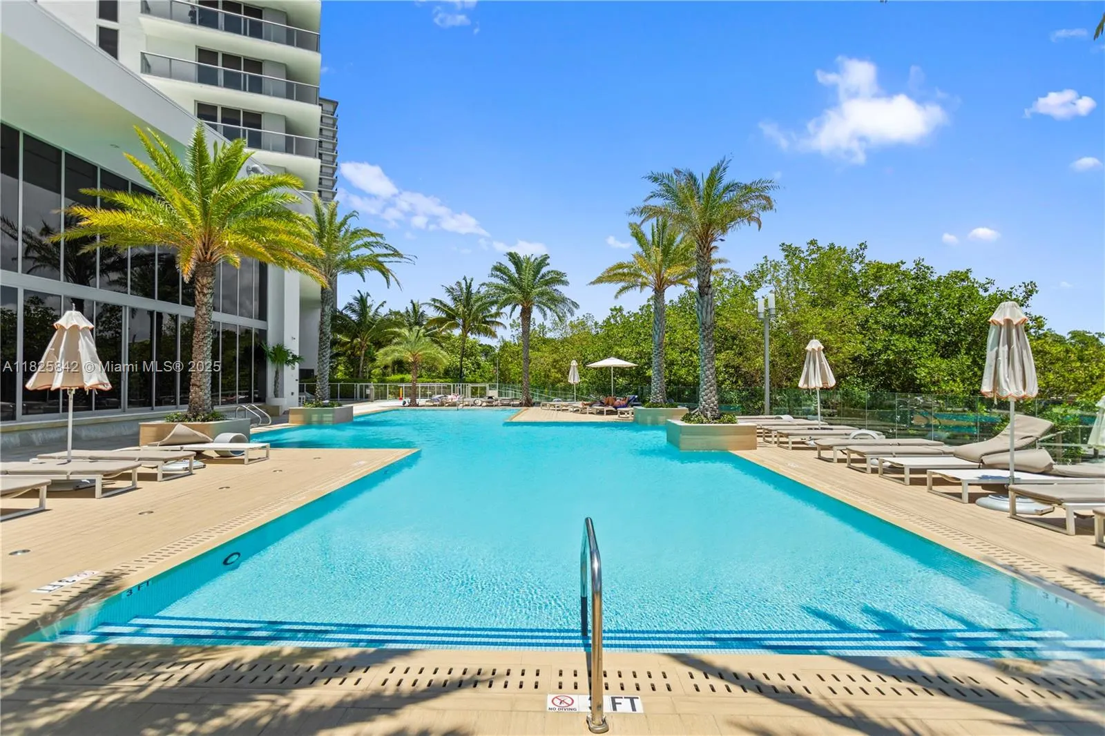 16385 Biscayne Blvd, #1918