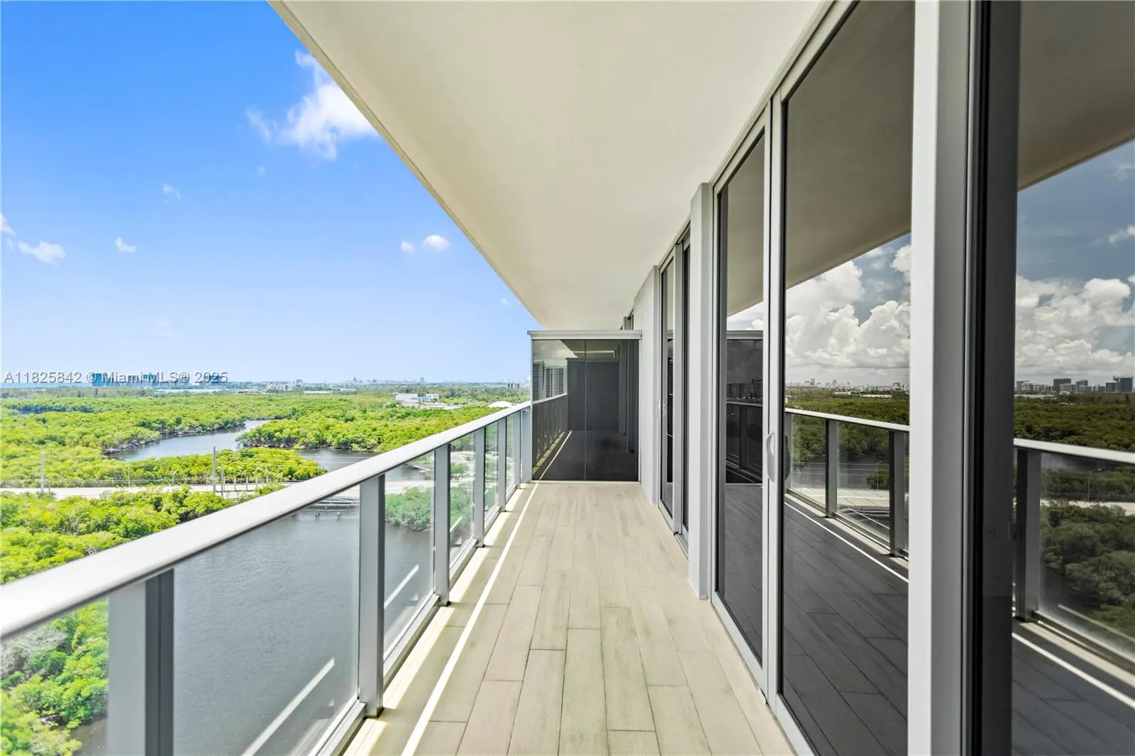 16385 Biscayne Blvd, #1918