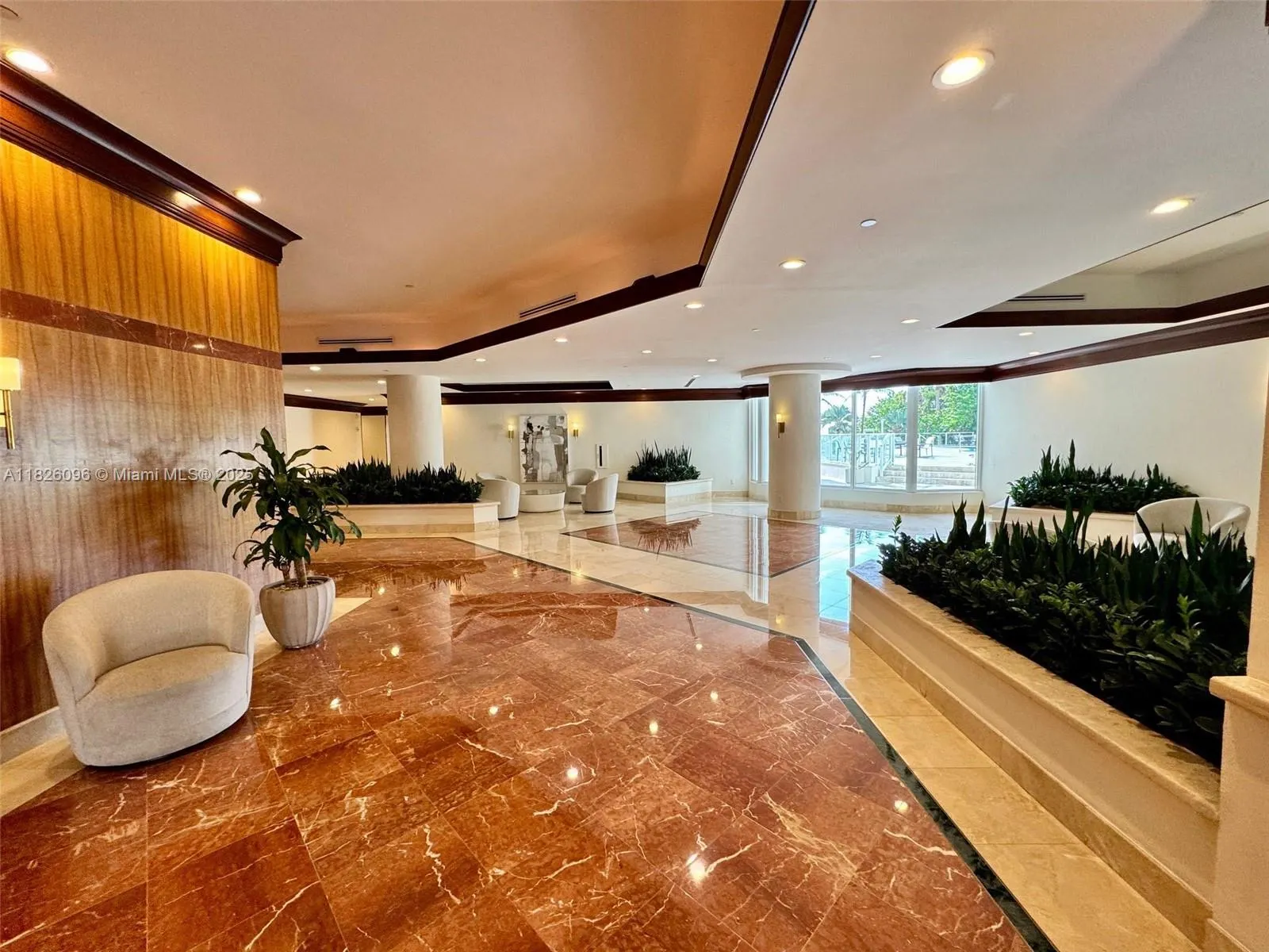 8925 Collins Ave, #9G