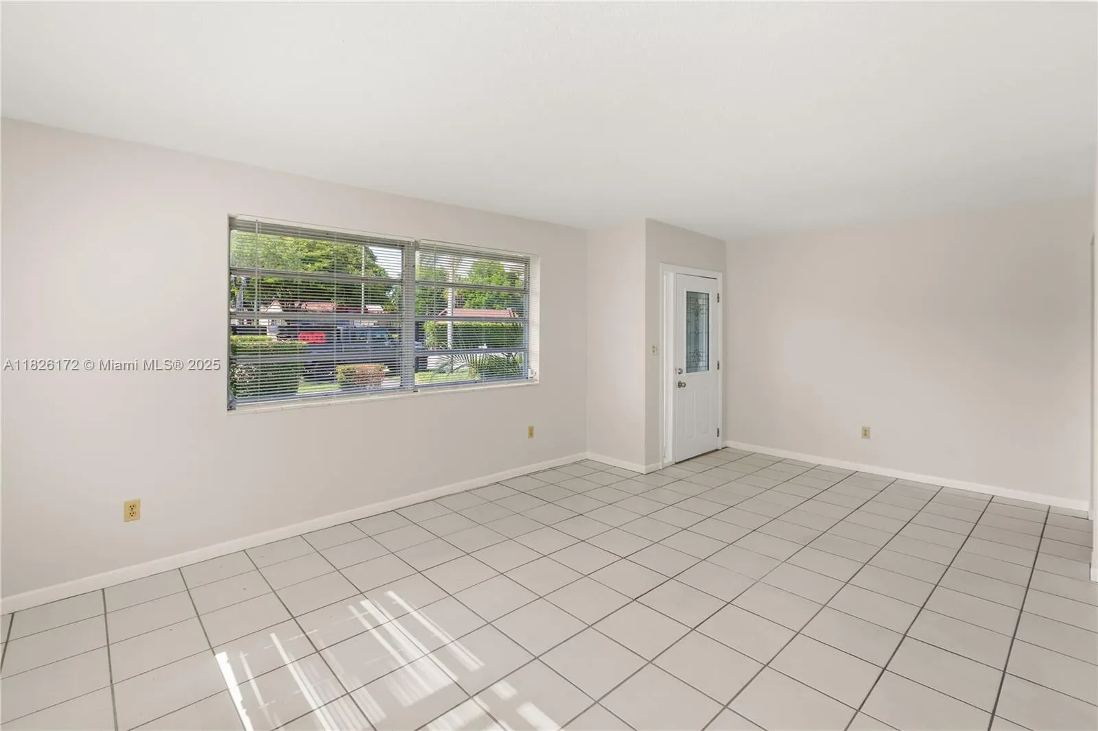 1242 Sevilla Ave