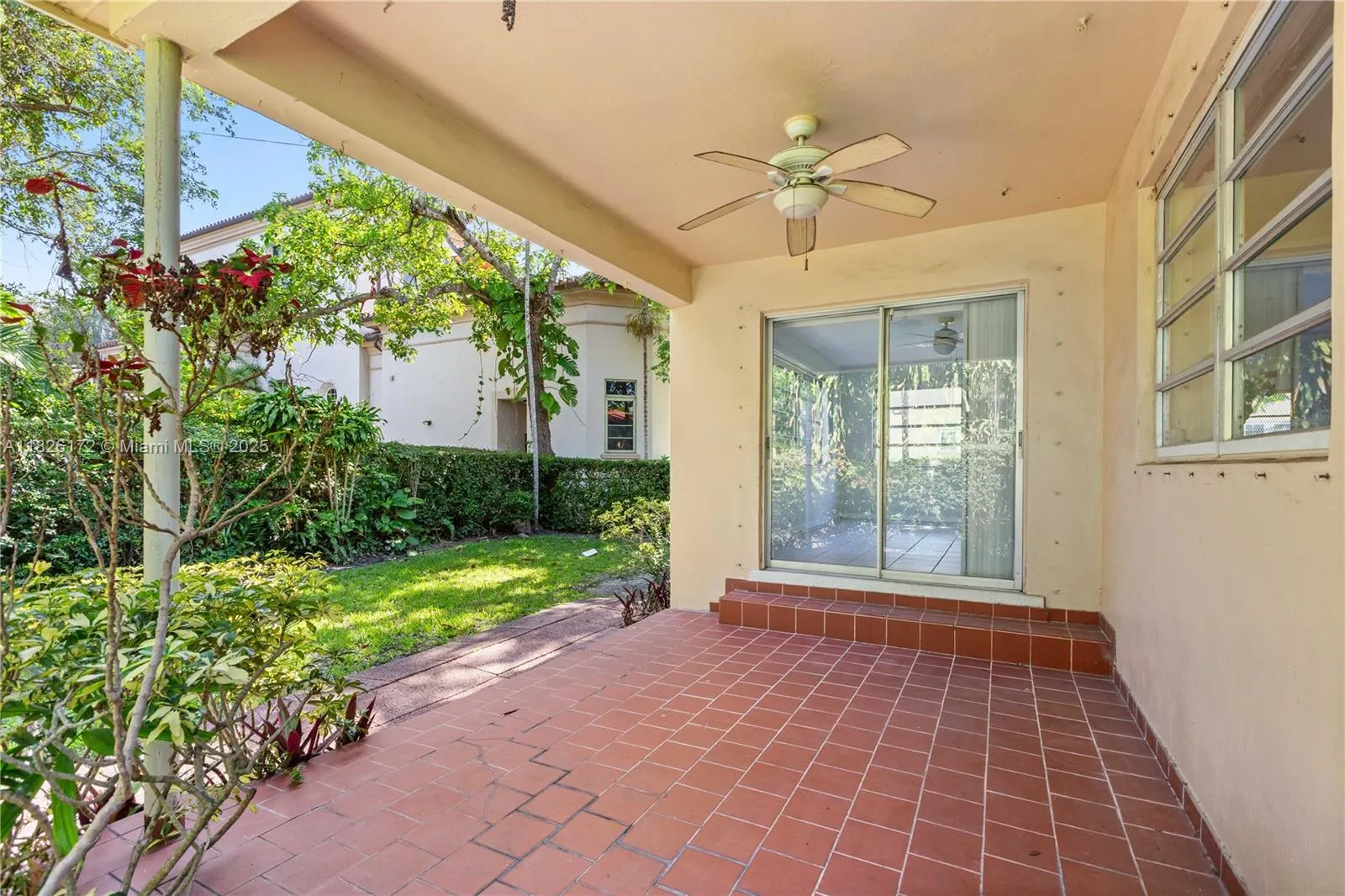 1242 Sevilla Ave