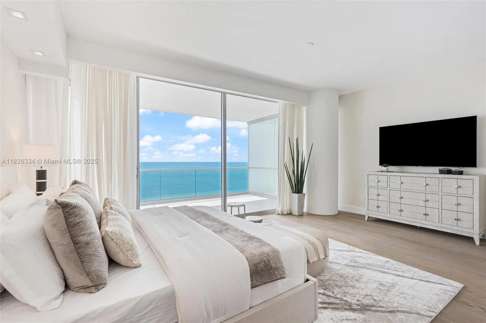 10203 Collins Ave, #1603