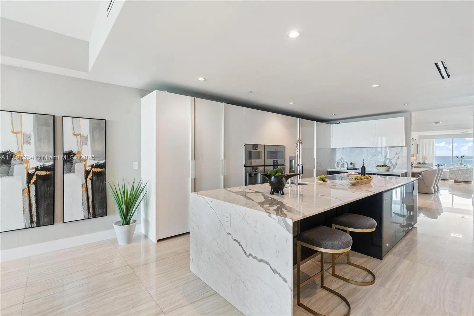 10203 Collins Ave, #1603