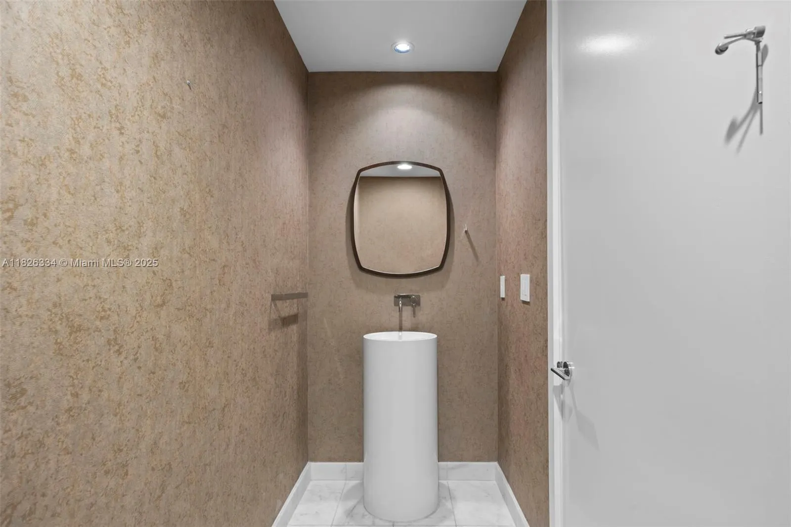 10203 Collins Ave, #1603