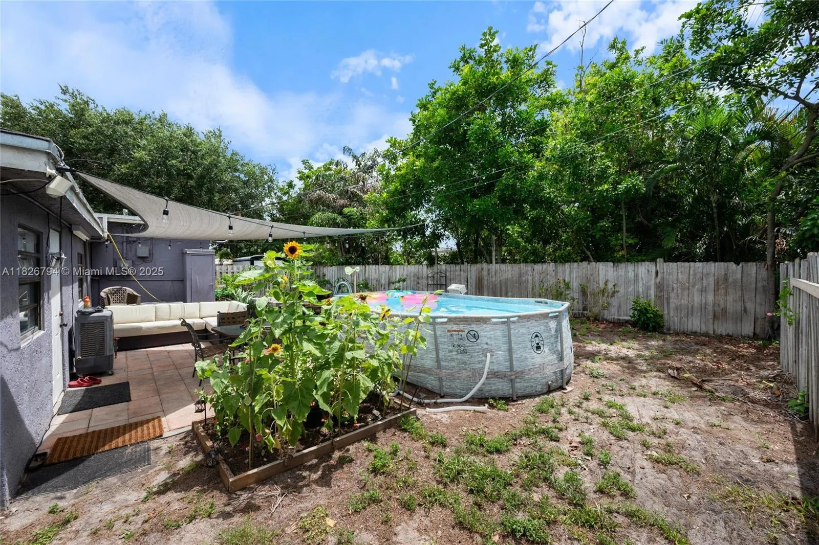 1624 NE 48th Ct