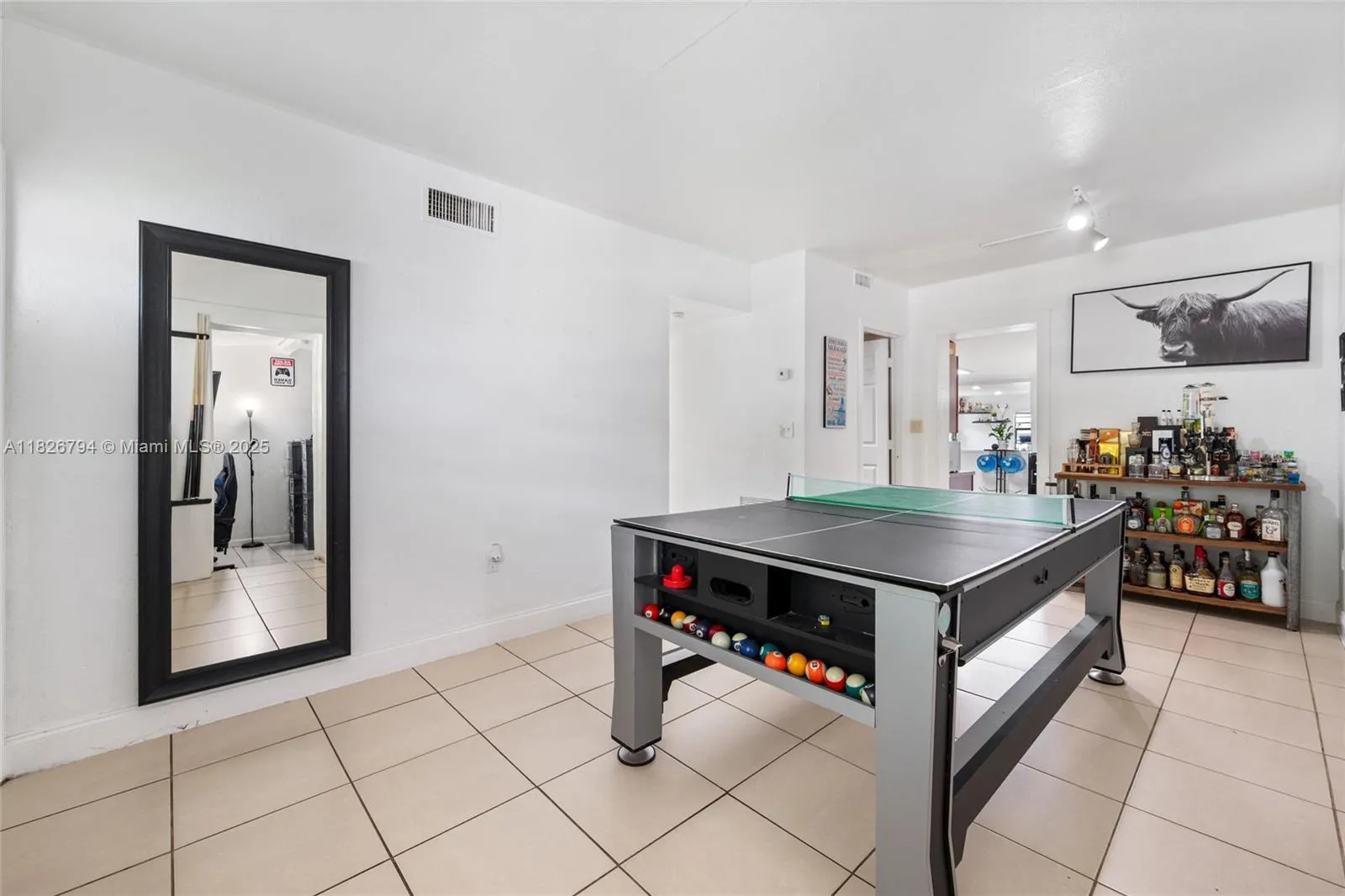 1624 NE 48th Ct