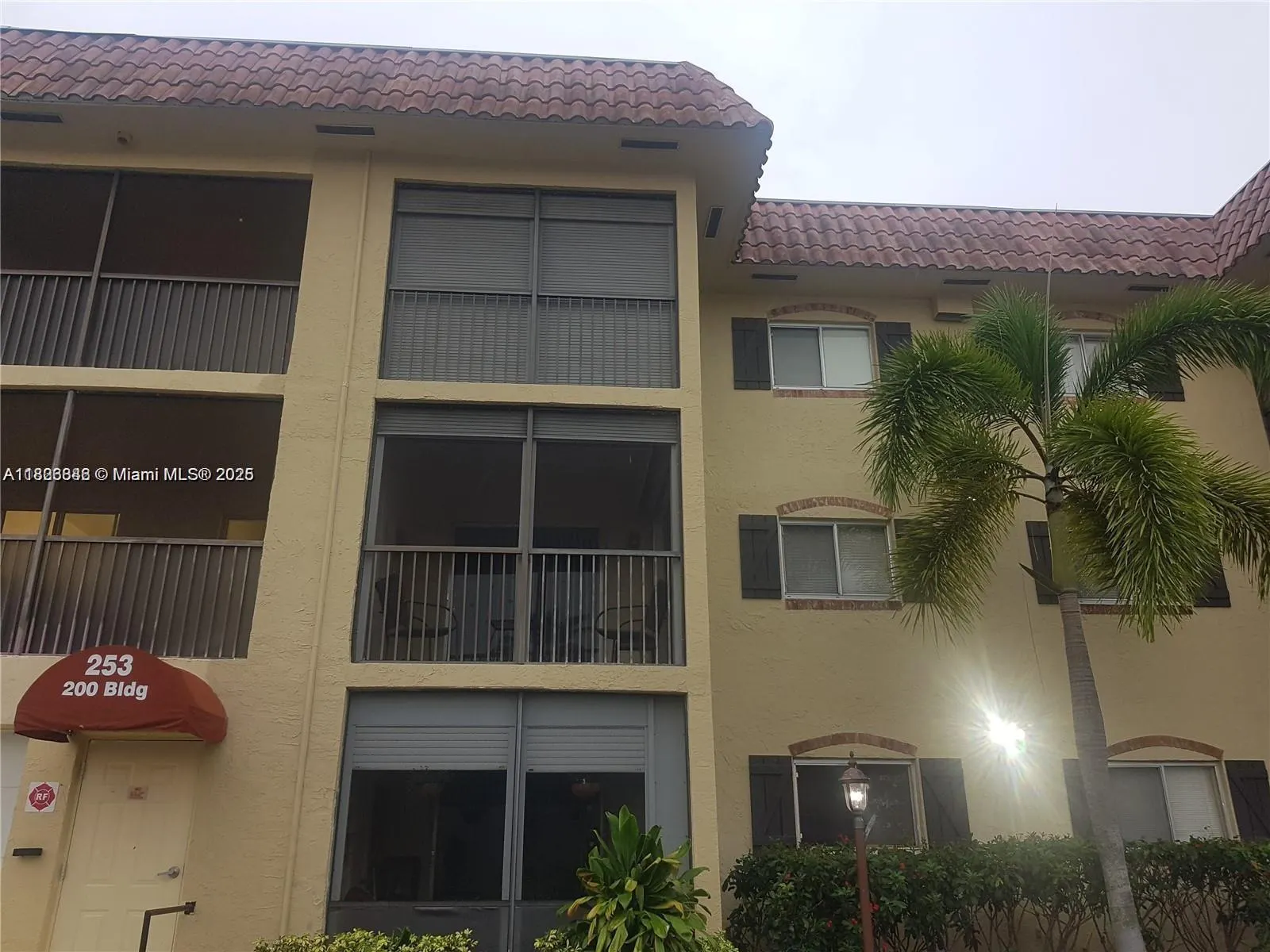 253 S Cypress Rd, #237
