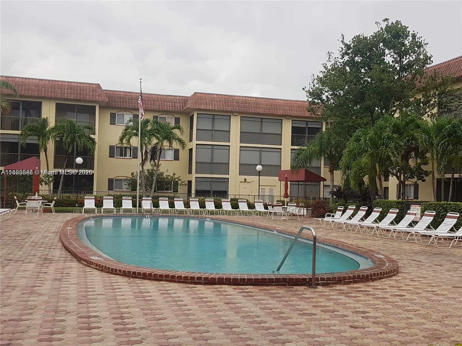 253 S Cypress Rd, #237