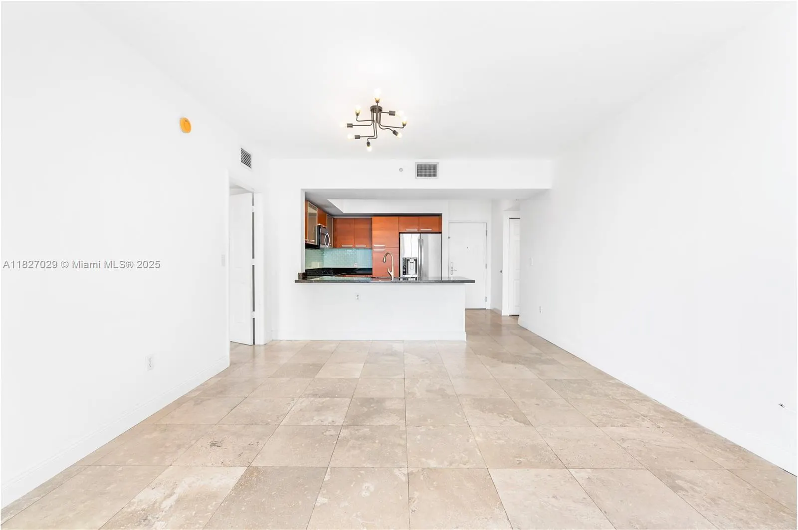 2030 S Douglas Rd, #807