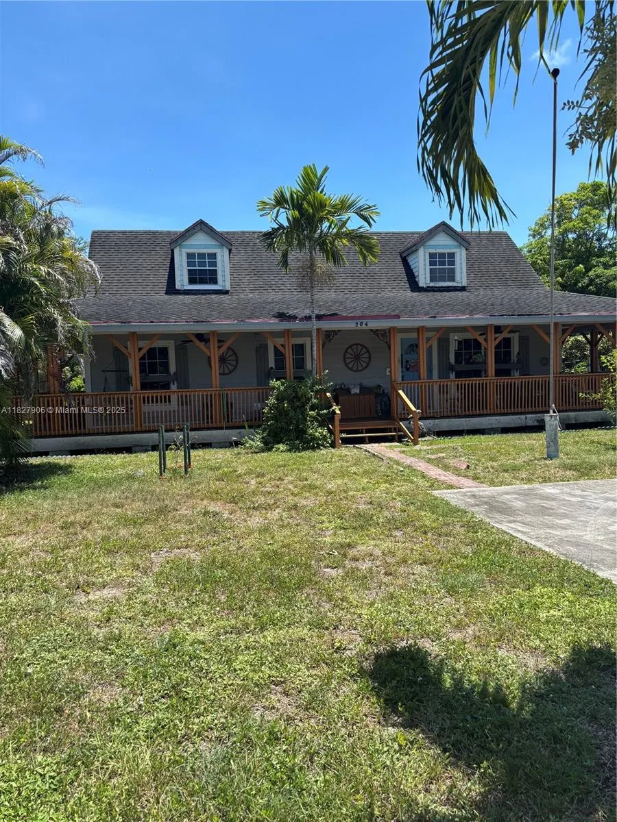 204 SW 4th Ave