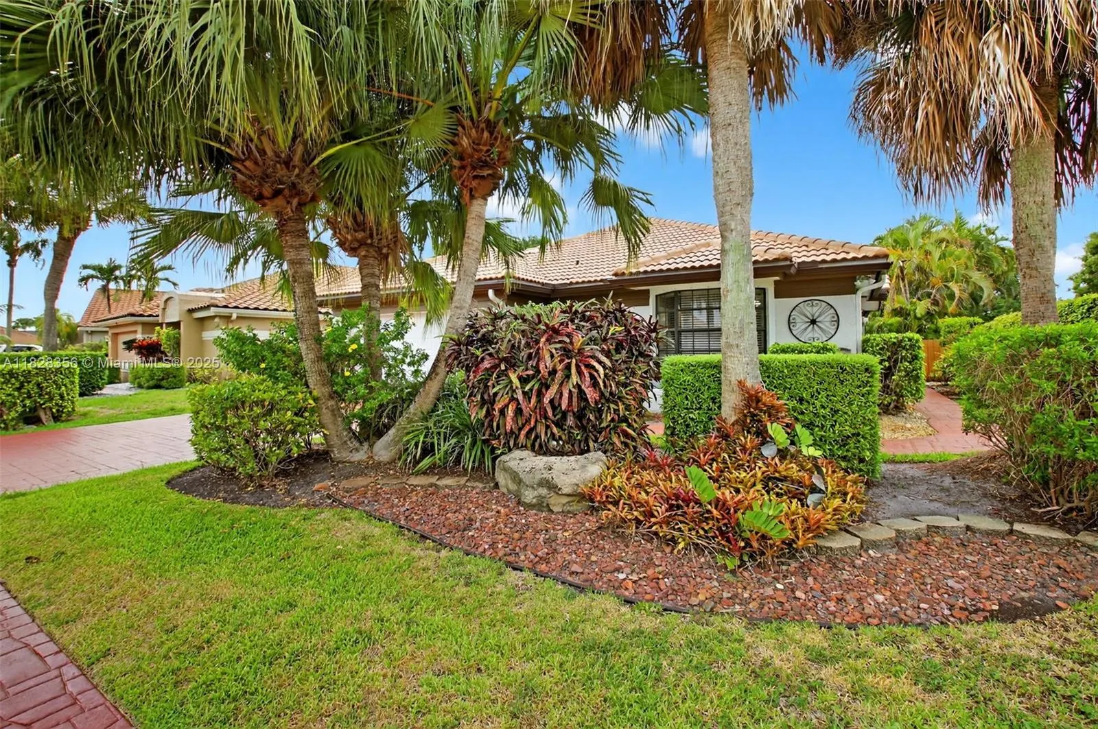 10344 Sunset Bend Dr