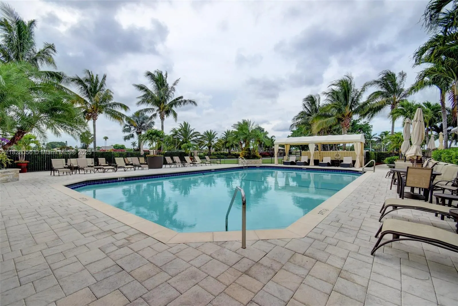 10344 Sunset Bend Dr