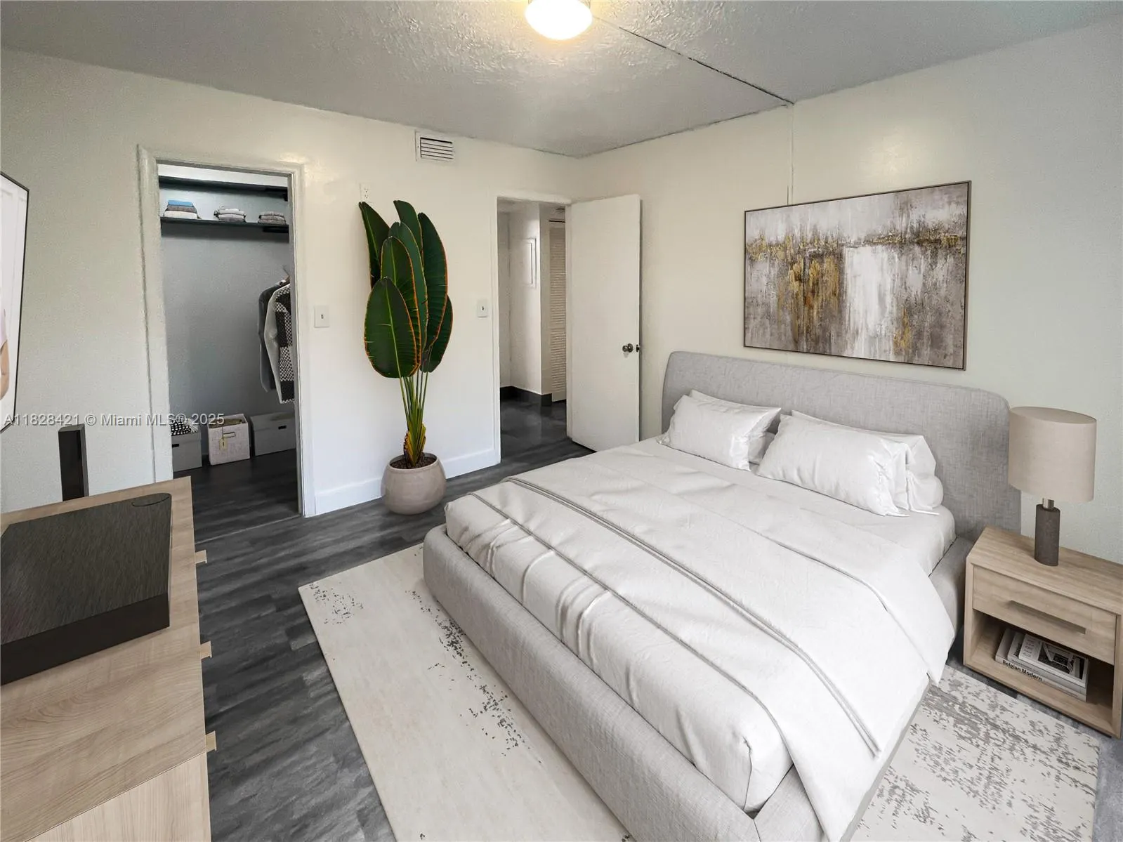1250 Miami Rd, #2