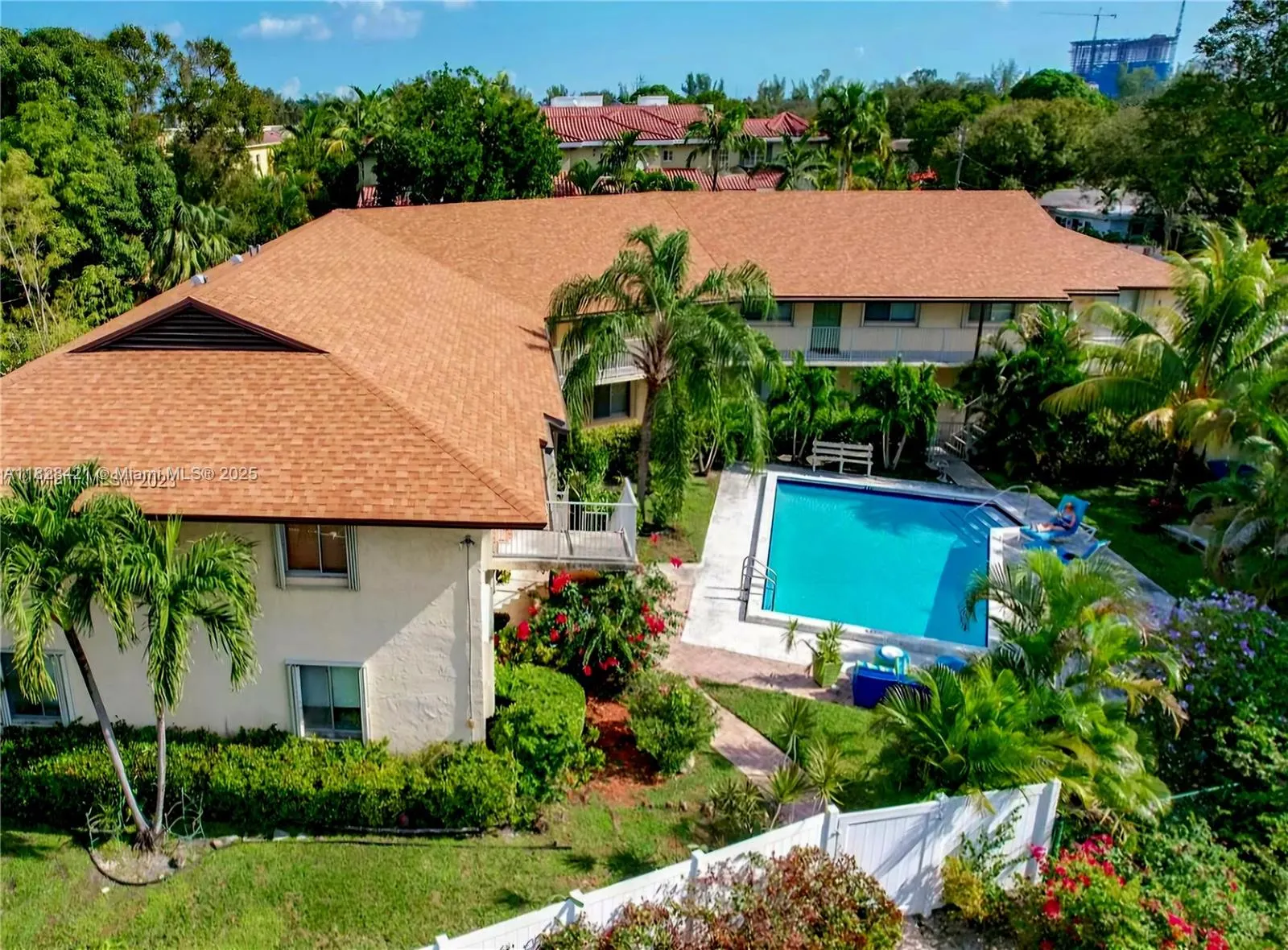 1250 Miami Rd, #2