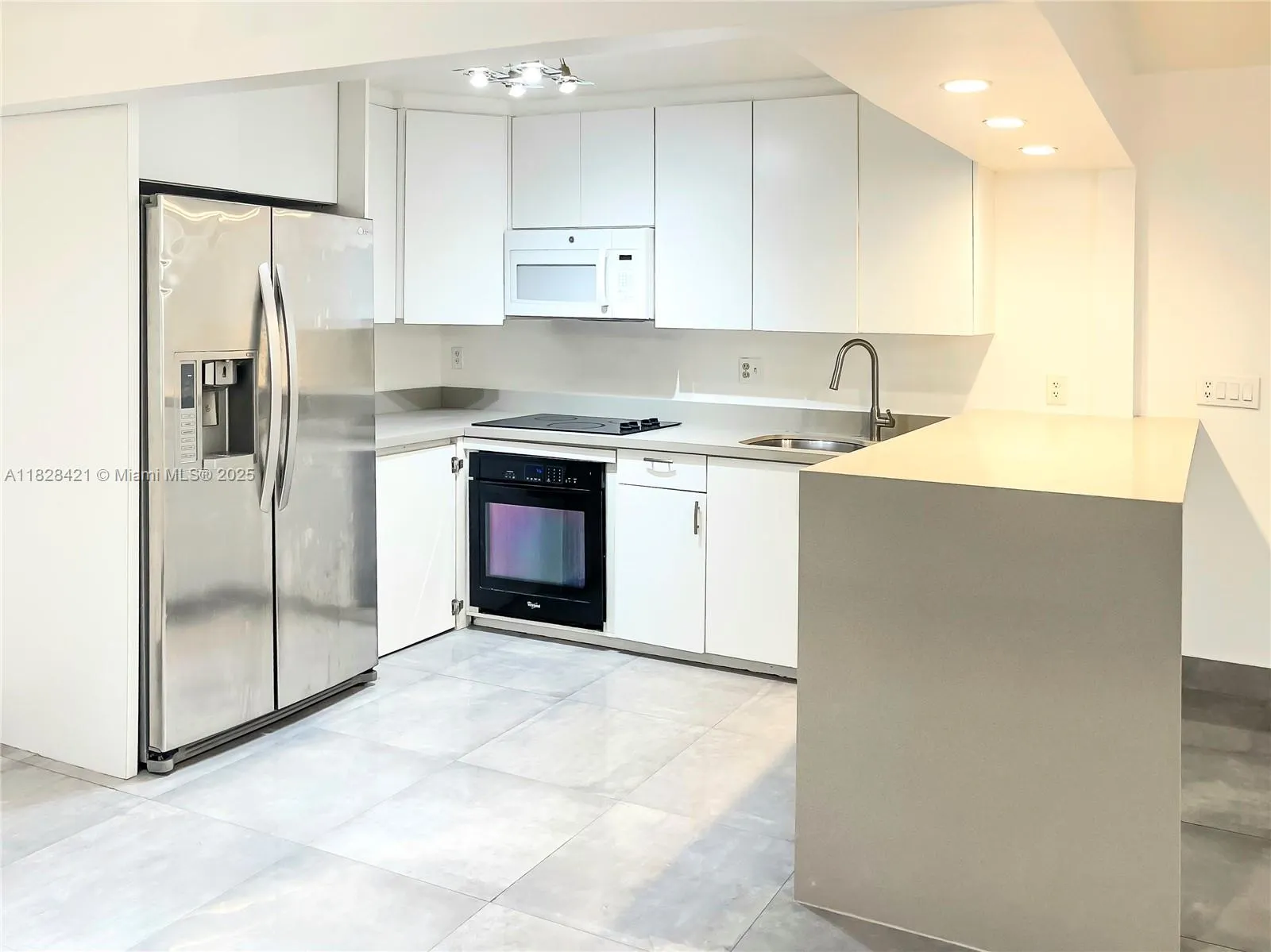 1250 Miami Rd, #2