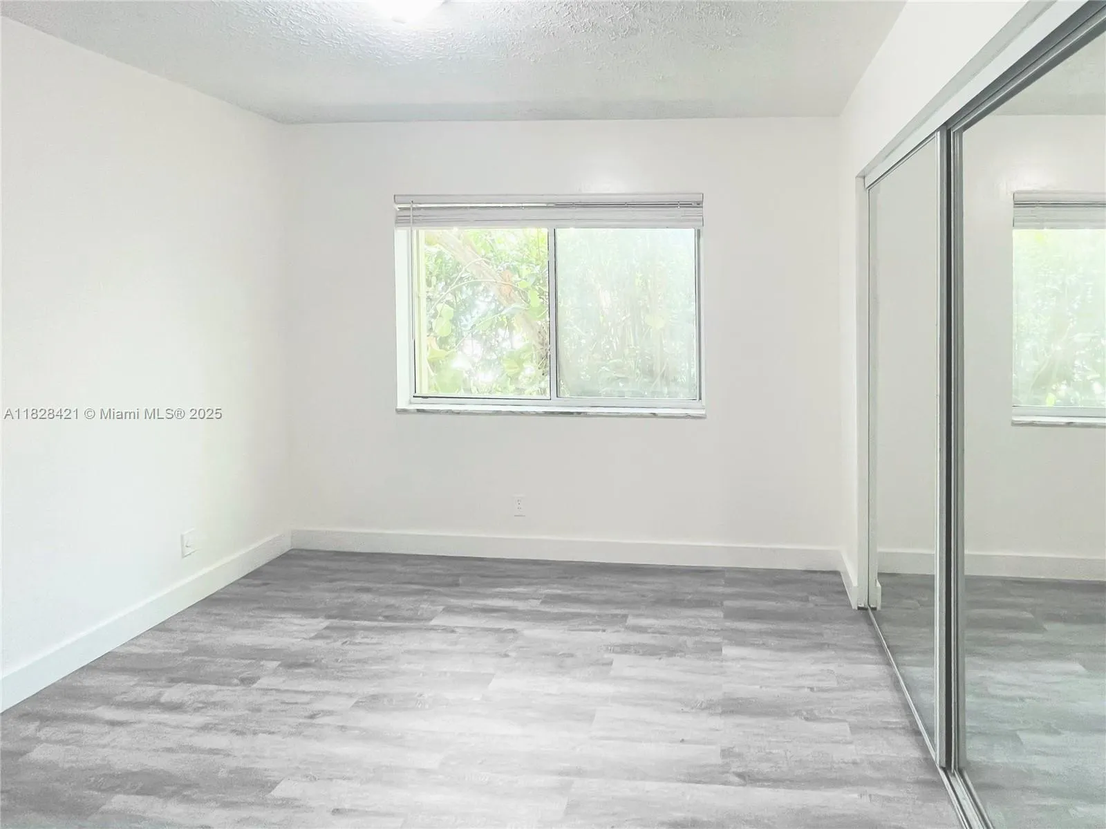 1250 Miami Rd, #2