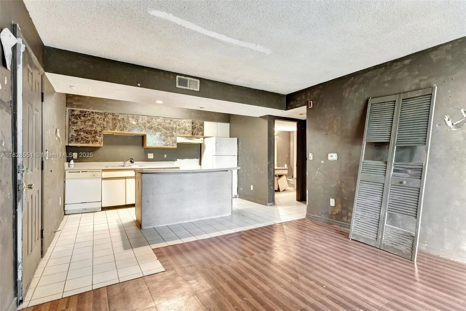 4055 W Mcnab Rd, #H103