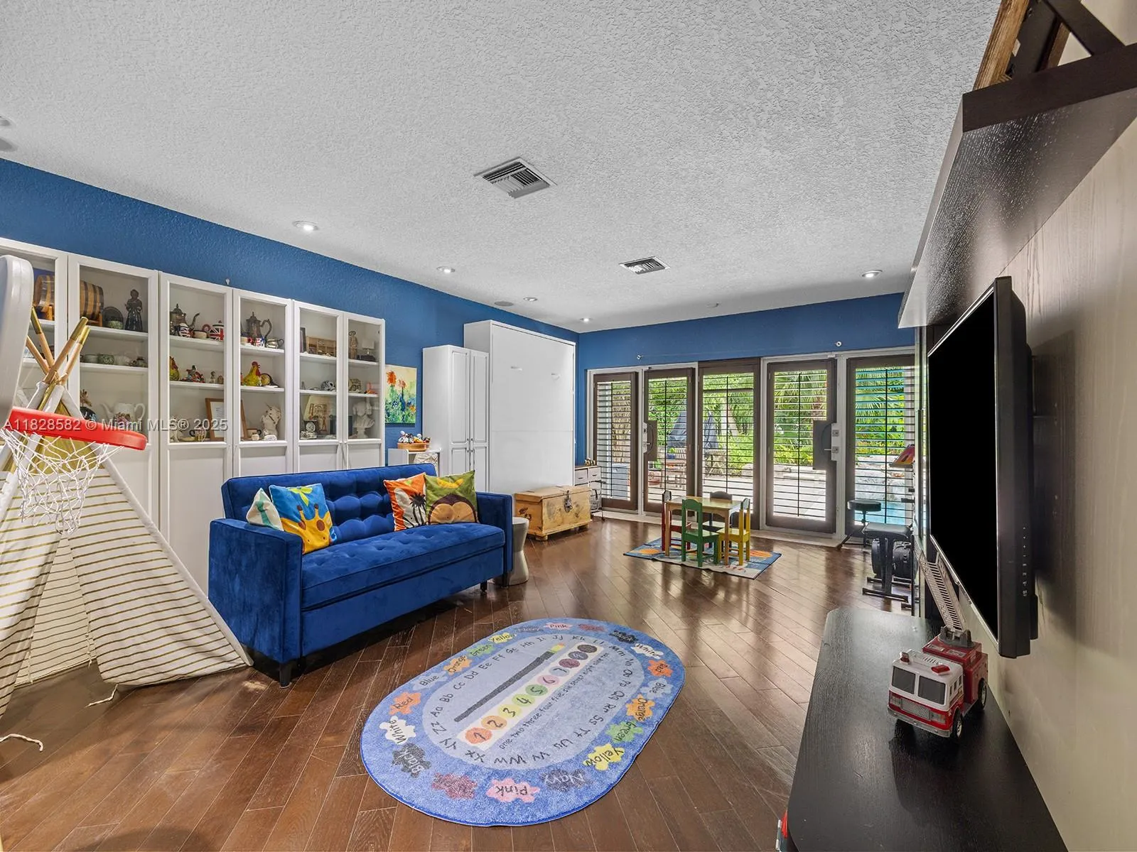 6005 SW 135th Ter