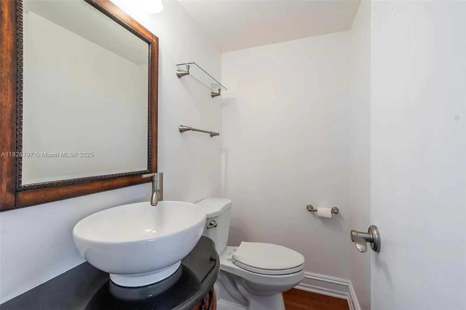 1839 Middle River Dr, #501