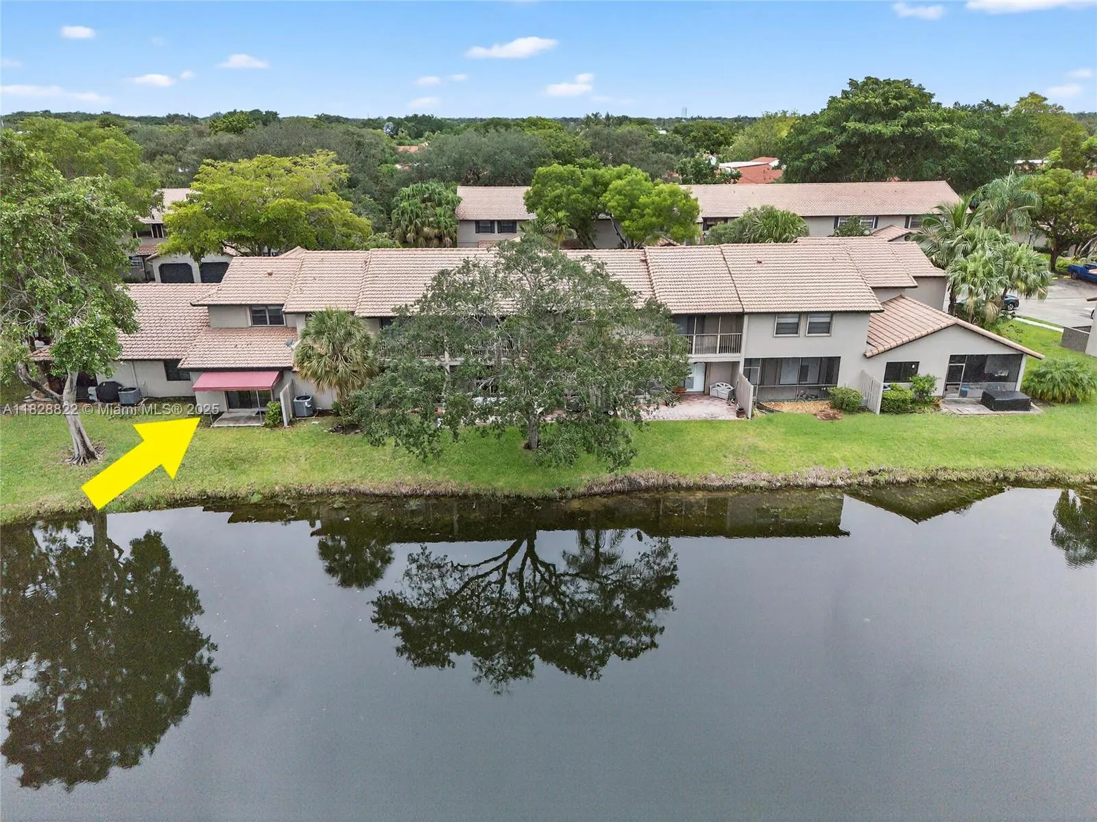 9086 Vineyard Lake Dr