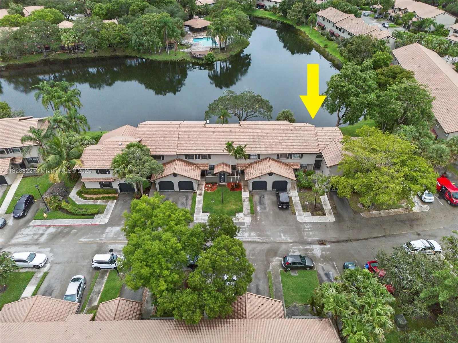 9086 Vineyard Lake Dr