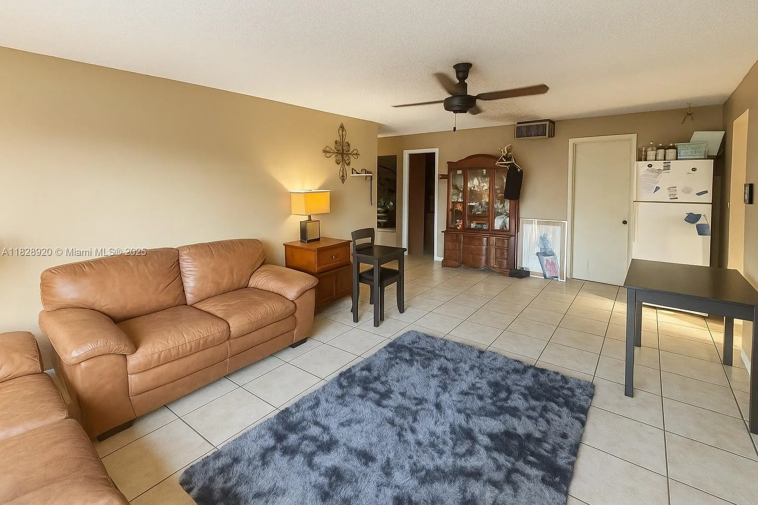 7523 W Sunrise Blvd, #B2