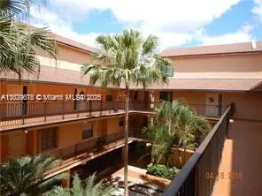 430 Commodore Dr, #301