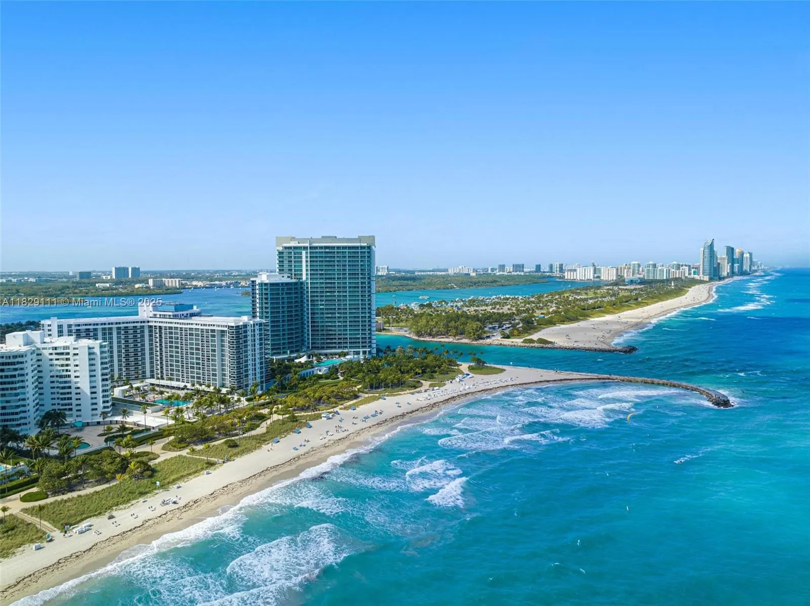 10275 Collins Ave, #1035