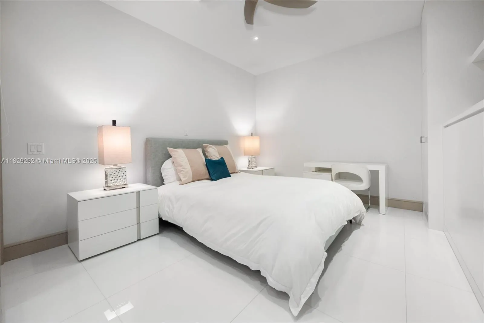 9703 Collins Ave, #PH-12