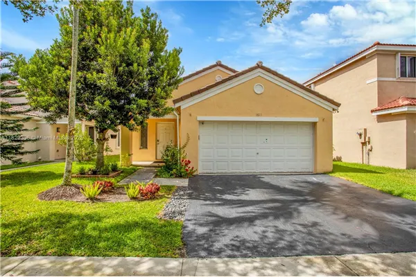 1611 Palermo Dr