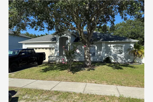 478 Acacia Tree Way