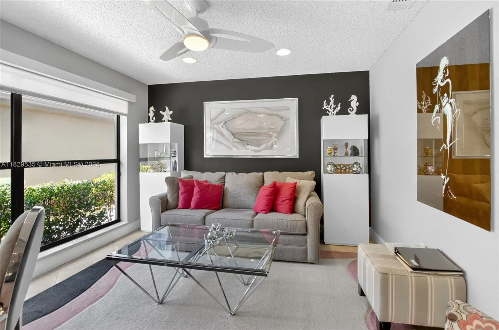 21387 Bridge View Dr