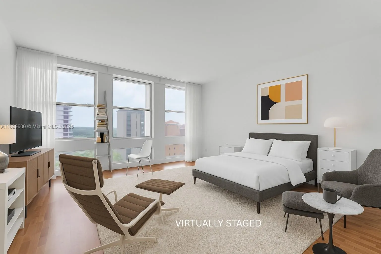 700 Biltmore Way, #914