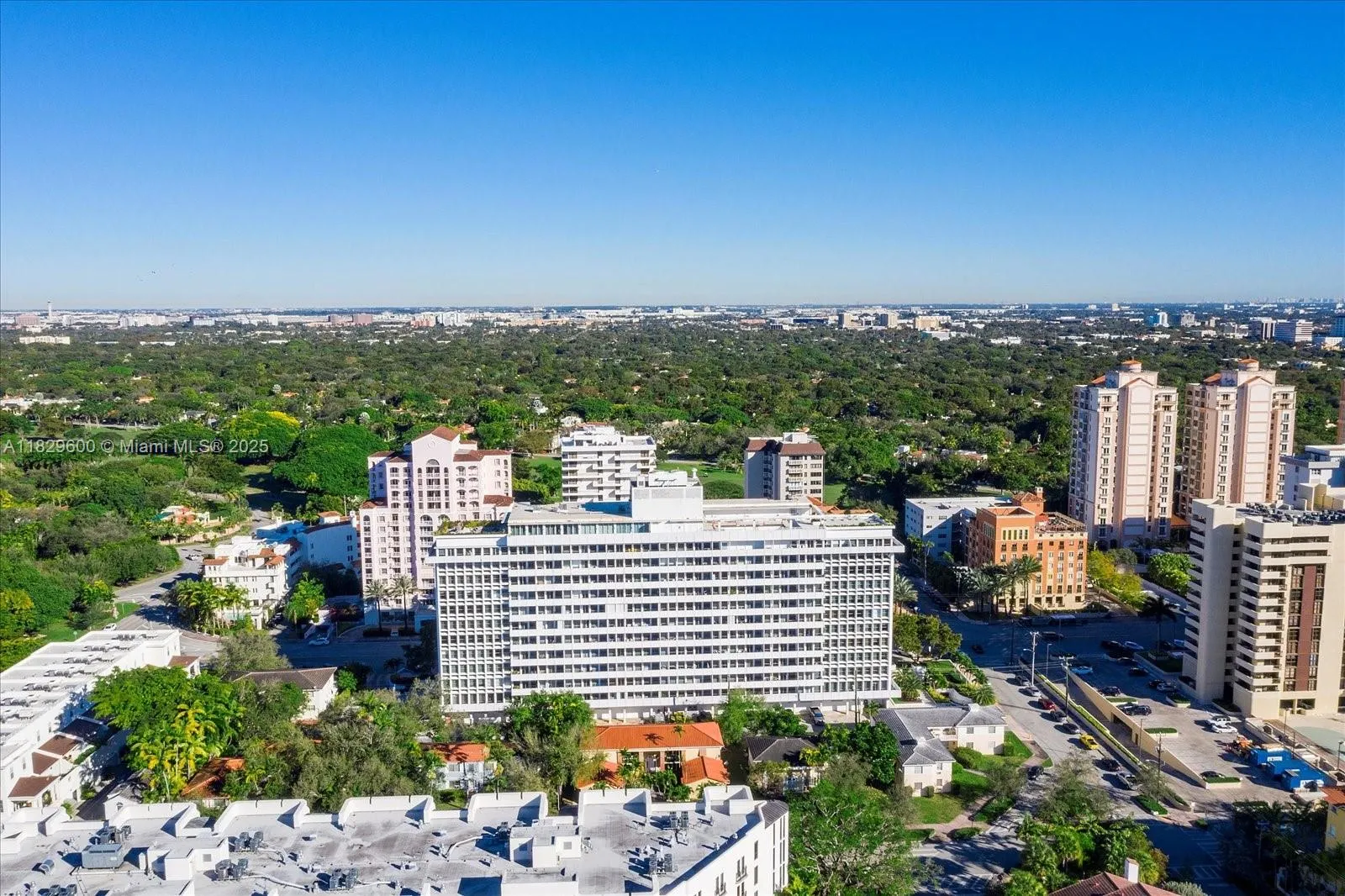 700 Biltmore Way, #914