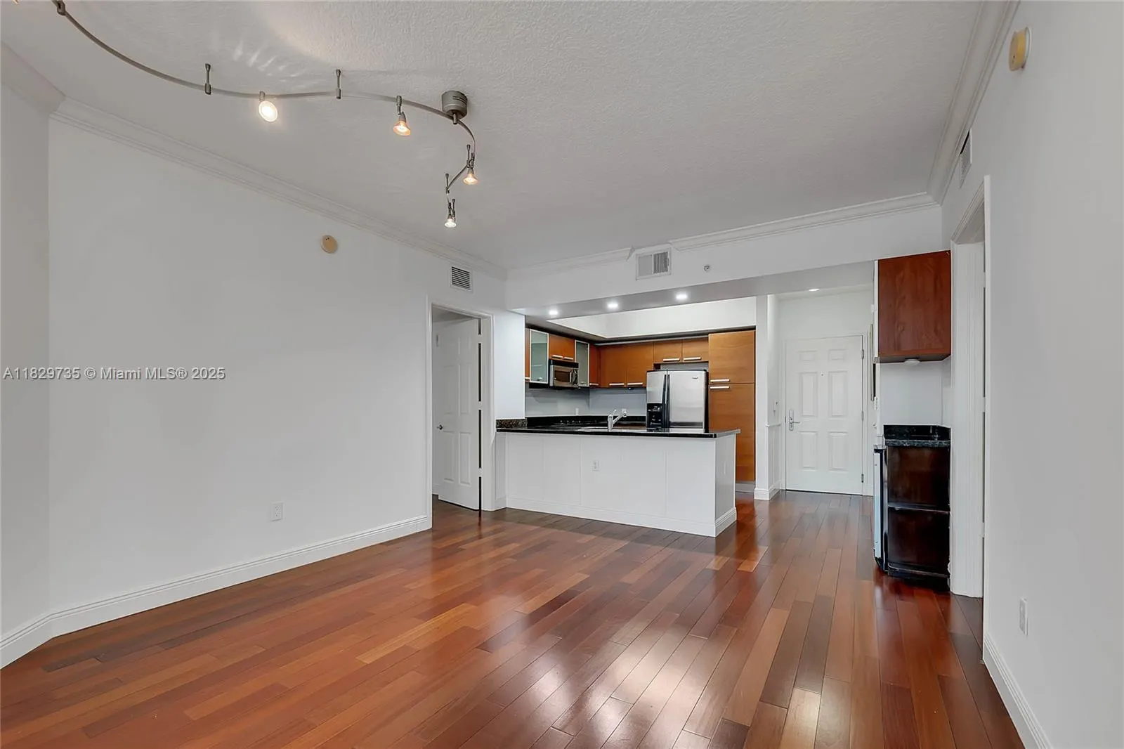 2030 S Douglas Rd, #417